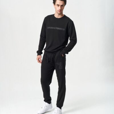 Bambus joggingsæt i sort med logo fra Copenhagen Bamboo, XL